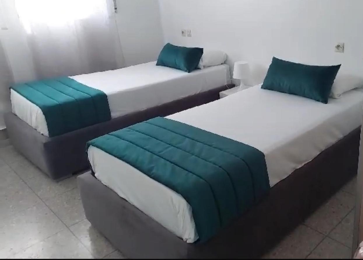 Karaz Homestay Grand Appartement Avec Rooftop Monte Arrouit Exteriör bild